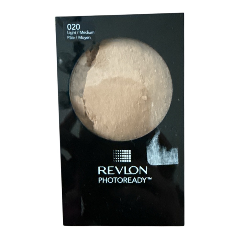 Revlon Bundle PhotoReady Makeup Set - Light Medium Tan - Picture 4 of 5